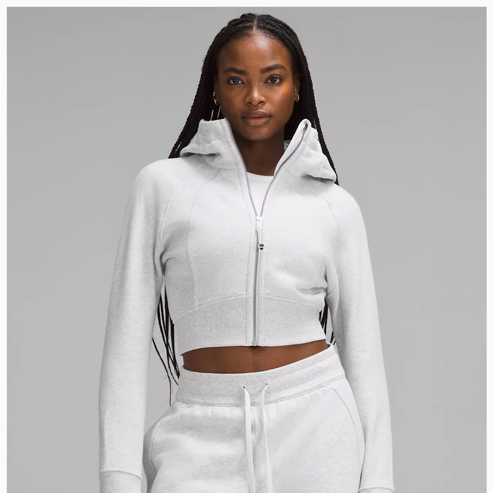 LULULEMON CROPPED SCUBA size 6 in grey